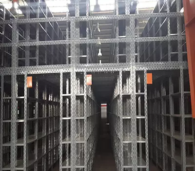 قفسه بندی پیچ و مهره ای