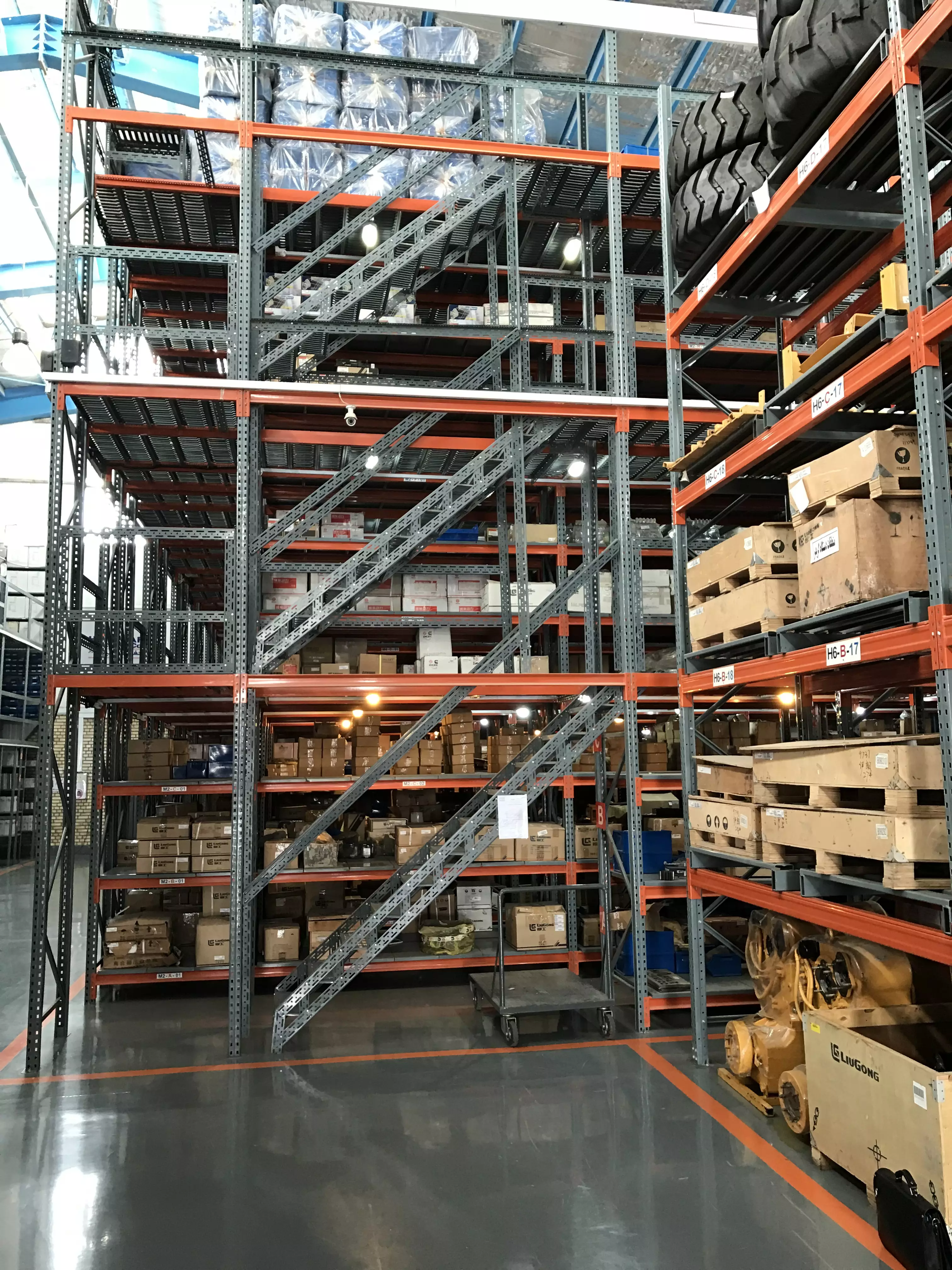 قفسه بندی پانل راک