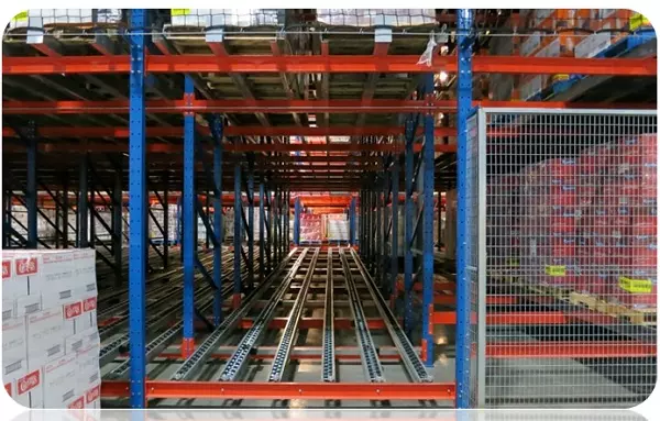 قفسه بندی خود تغذیه