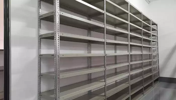  قفسه پیچ و مهره ای برای مغازه پلاستیک فروشی