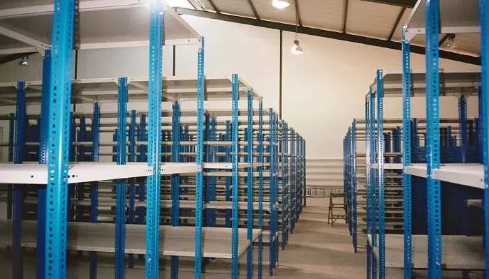 قفسه فلزی پیچ و مهره ای چیست