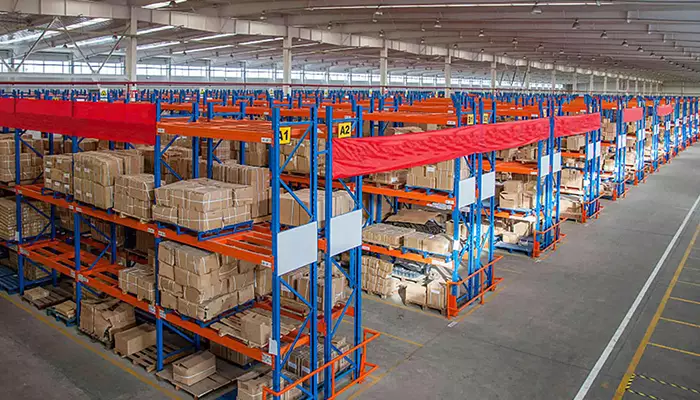  قفسه بندی انبار کارخانه ها
