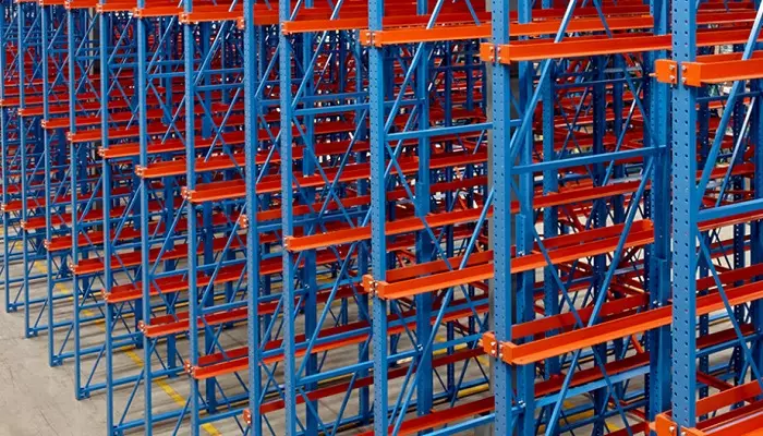قفسهبندی درایواین انبار و مزایای آن
